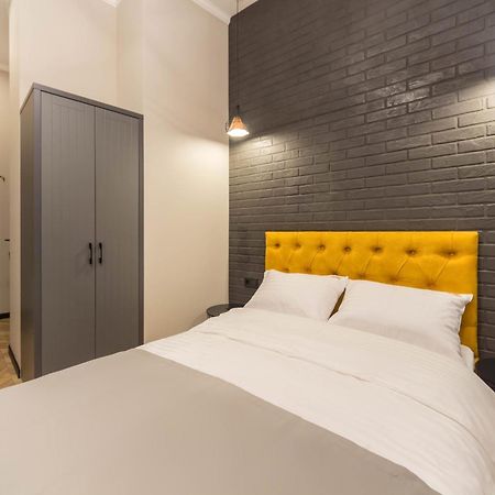 Self Check-In Apartments Maidan Area 키예프 외부 사진